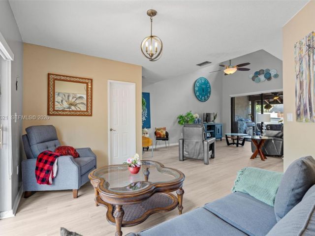 Home for rent at 9439 SW 123rd Ave Ct 9439 - photo 7445610