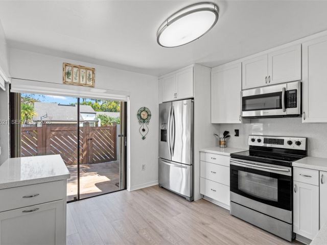 Home for rent at 9439 SW 123rd Ave Ct 9439 - photo 7445622