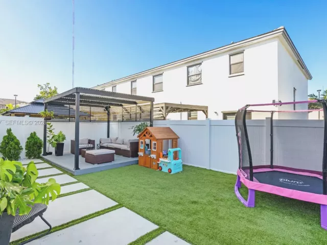 Home for sale at 20394 NW 4th Ct 20394 - photo 7445307