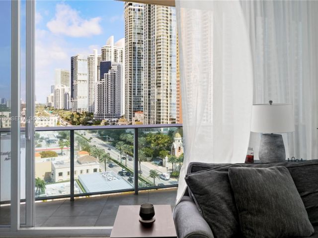 Apartment for rent  Unit #1205 - photo 7507557