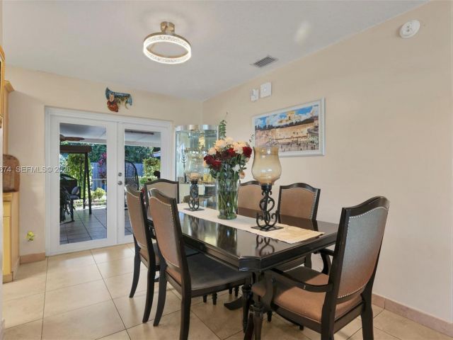 Home for sale at 1901 SW 90th Ave - photo 7449115