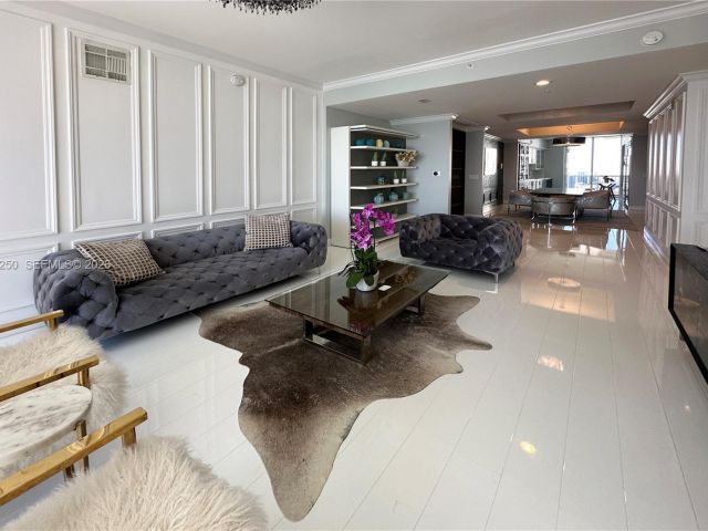 Apartment for rent  Unit #4802 - photo 7495912