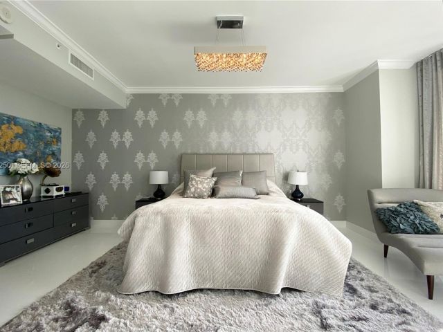 Apartment for rent  Unit #4802 - photo 7495913