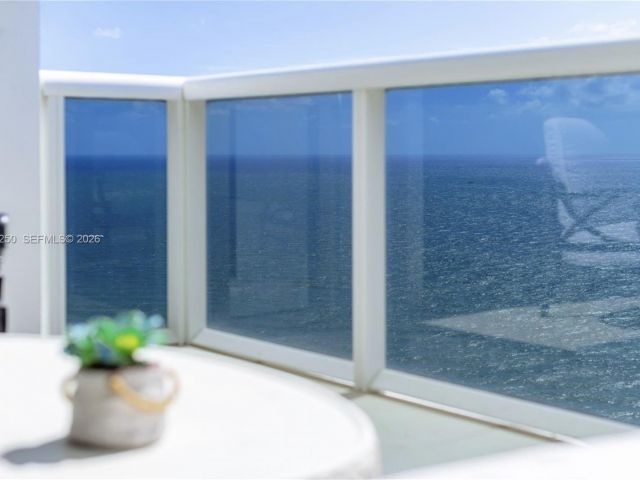 Apartment for rent  Unit #4802 - photo 7495917