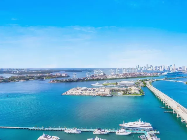 3-bedroom condo for rent in Miami Beach - 450 Alton Rd 3703 - MondialRealty