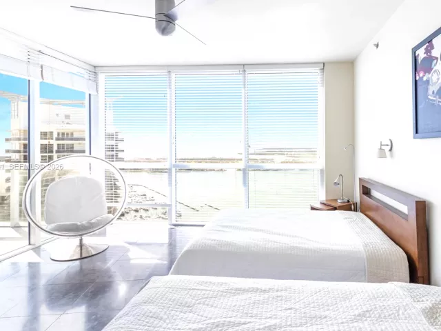 3-bedroom condo for rent in Miami Beach - 450 Alton Rd 3703 - MondialRealty