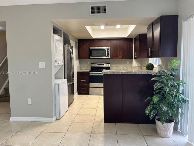 Home for rent at 5150 Lake Loop Rd - photo 7451044