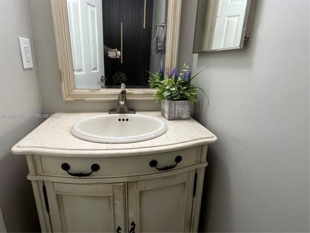 Home for rent at 5150 Lake Loop Rd - photo 7451048