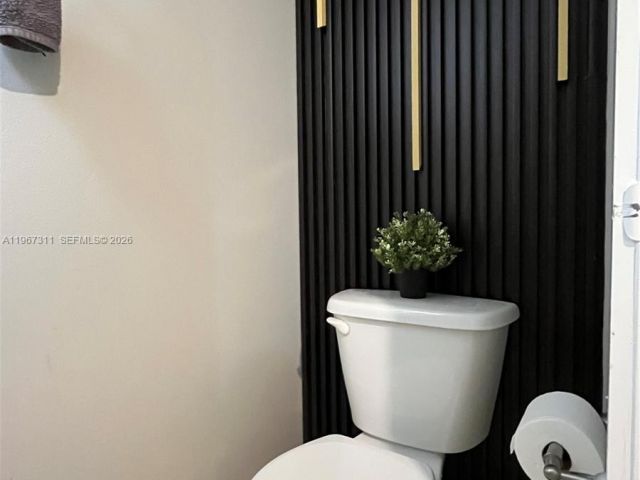 Home for rent at 5150 Lake Loop Rd - photo 7451049