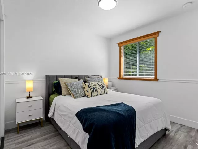 3-bedroom home for sale in Doral - 5725 NW 114th Path 114 - MondialRealty