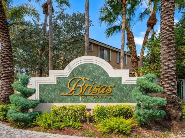 Home for rent at 5725 NW 114th Path 114 - photo 7445829