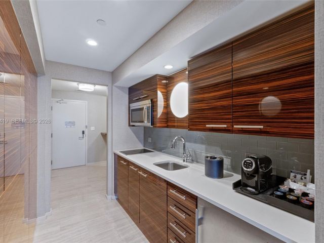 Apartment for sale  Unit #H1212 - photo 7448176