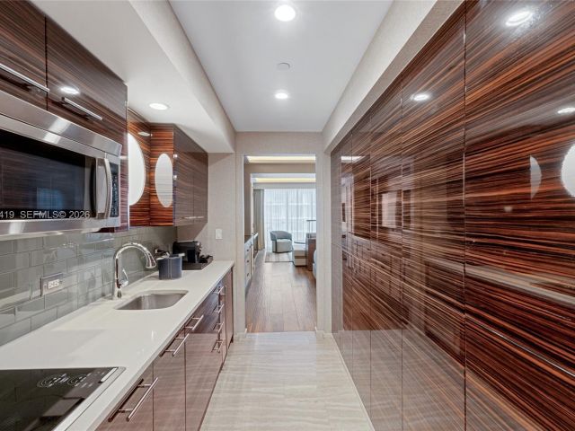 Apartment for sale  Unit #H1212 - photo 7448177