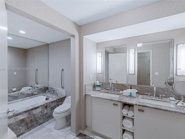 Apartment for sale  Unit #H1212 - photo 7448178