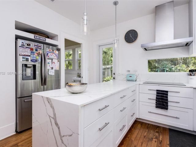 Home for rent at 665 NE 120th St - photo 7483913