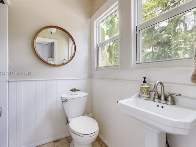 Home for rent at 665 NE 120th St - photo 7483915