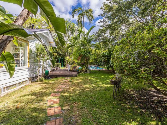 Home for rent at 665 NE 120th St - photo 7483924