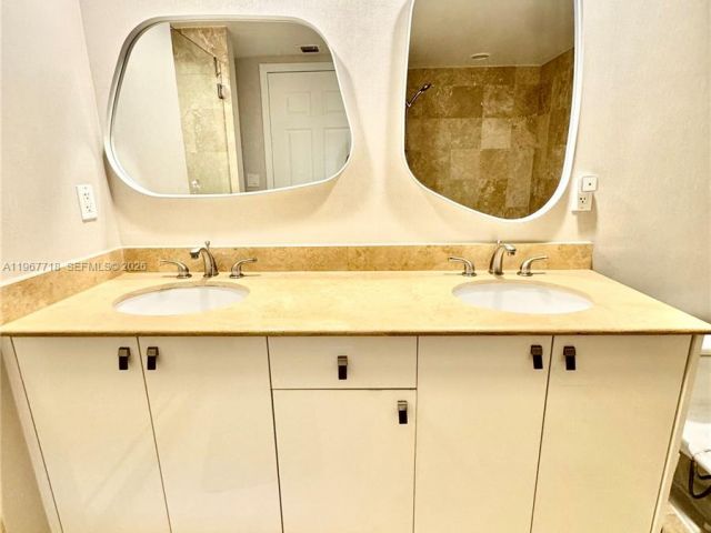 1-bedroom condo for sale in Hallandale Beach - 1745 E Hallandale Beach Blvd 501W - MondialRealty