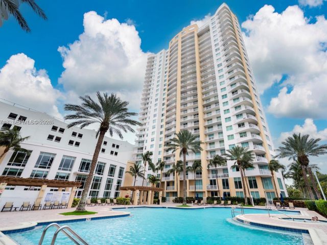 1-bedroom condo for sale in Hallandale Beach - 1745 E Hallandale Beach Blvd 501W - MondialRealty