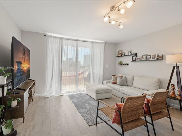 Apartment for sale  Unit #408 - photo 7445695