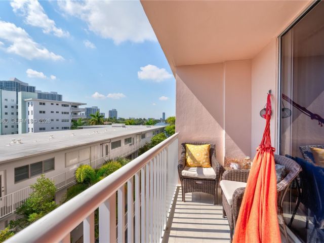 Apartment for sale  Unit #408 - photo 7445703