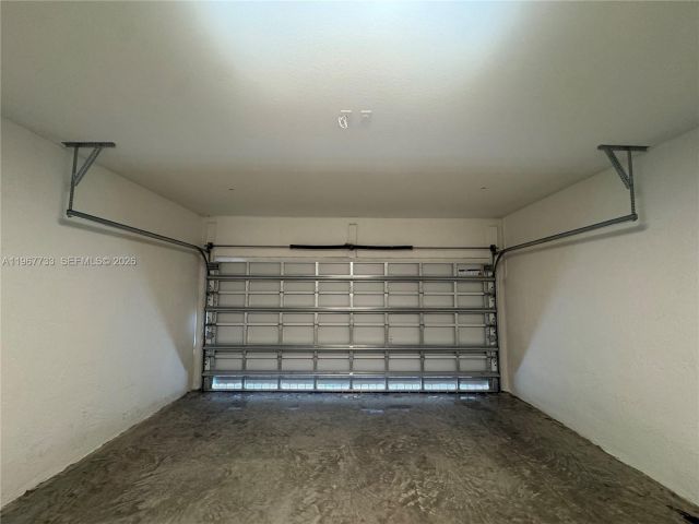 3-bedroom home for rent in Miami - 12420 SW 248 ST 7 - MondialRealty
