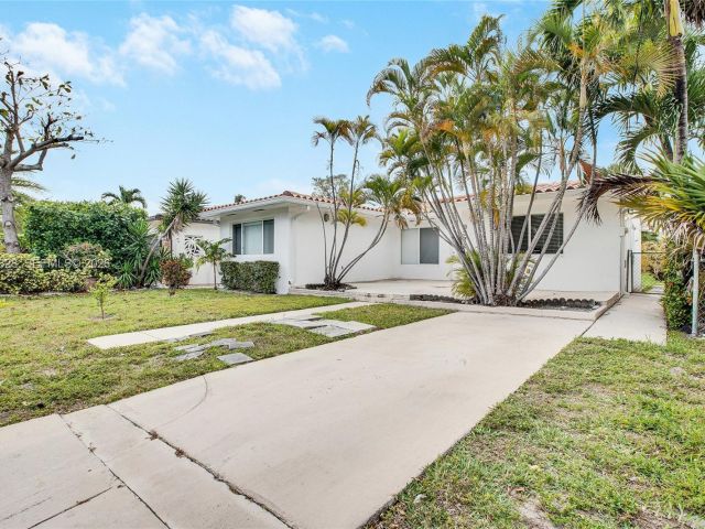 Home for rent at 9372 Abbott Ave - photo 7446171