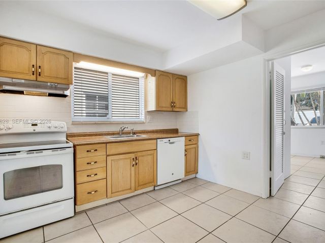 Home for rent at 9372 Abbott Ave - photo 7446184