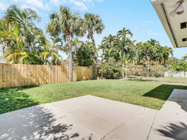 Home for rent at 9372 Abbott Ave - photo 7446206