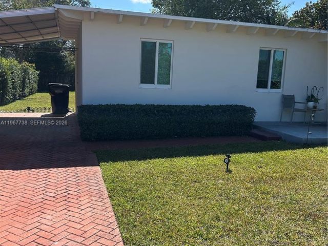 Home for rent at 1560 NE 129th St - photo 7475724