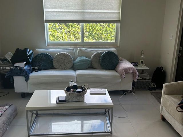 Home for rent at 1560 NE 129th St - photo 7475729