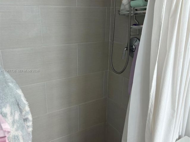 Home for rent at 1560 NE 129th St - photo 7475731