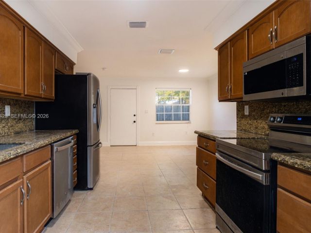 Home for sale at 1518 NW 65th St - photo 7446053