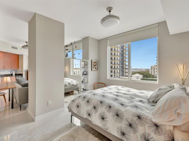 1-bedroom condo for rent in Fort Lauderdale - 315 NE 3rd Ave 902 - MondialRealty