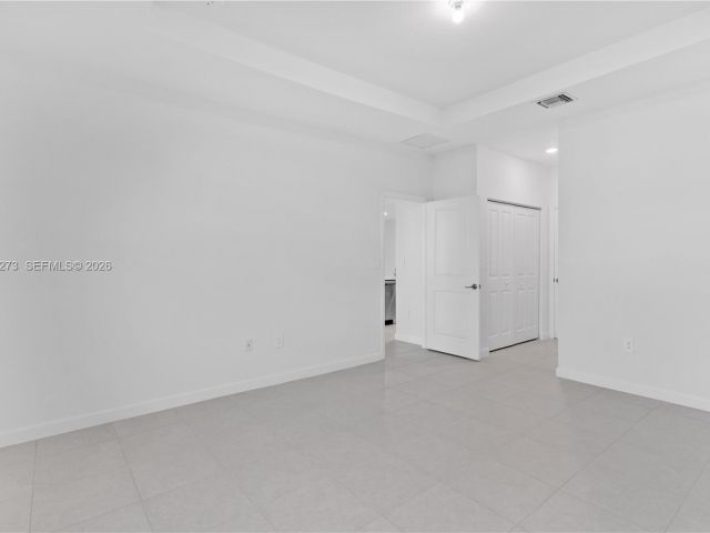 Home for rent at 11947 SW 241st Ter 0 - photo 7493017