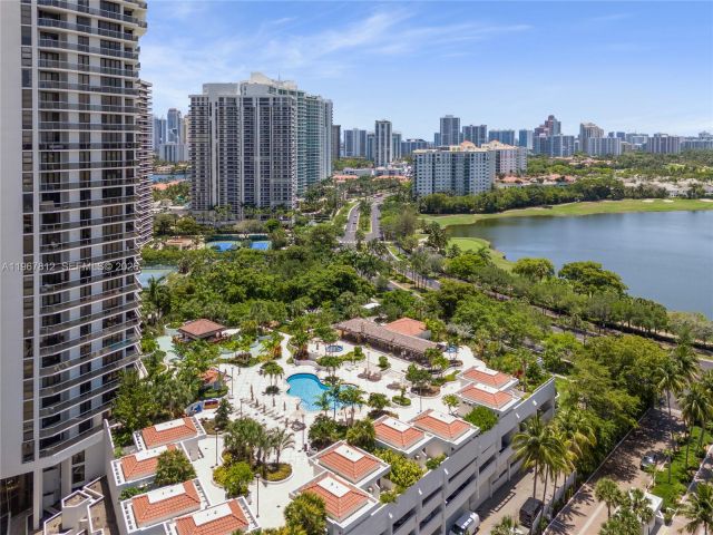 Apartment for sale  Unit #403 - photo 7448663