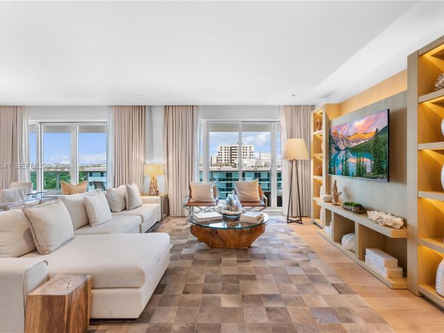 Apartment for sale  Unit #PH-1705 - photo 7446437