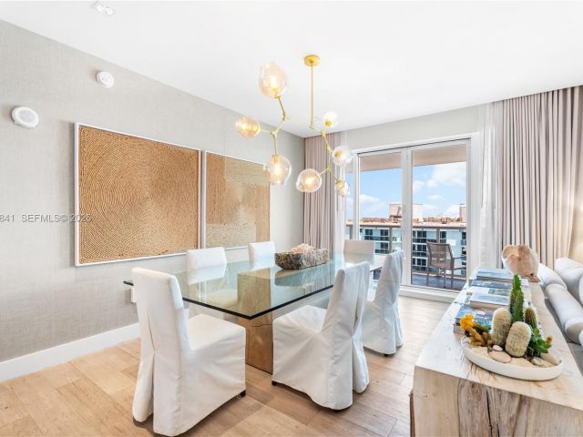 Apartment for sale  Unit #PH-1705 - photo 7446440