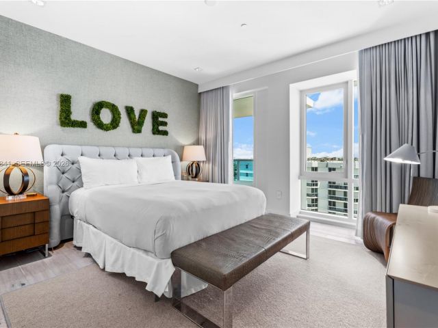 Apartment for sale  Unit #PH-1705 - photo 7446448