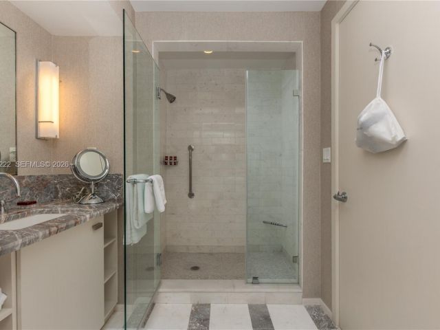 Apartment for sale  Unit #H1715 - photo 7498017