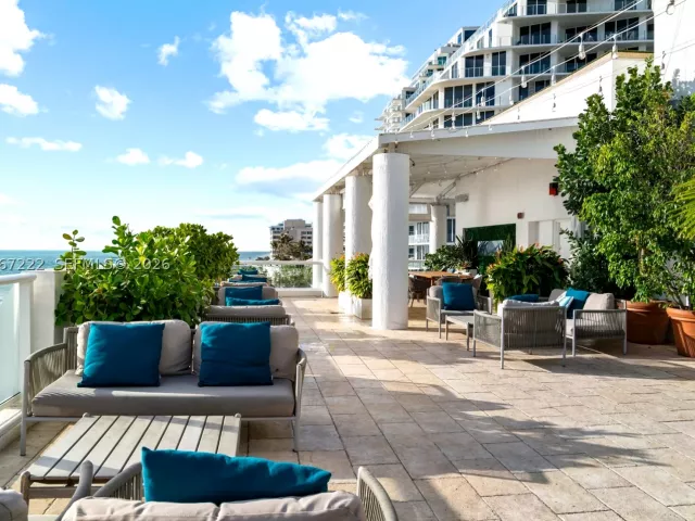 condo for sale in Fort Lauderdale - 551 N Fort Lauderdale Beach Blvd H1715 - MondialRealty