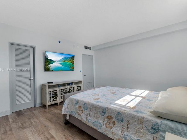 Apartment for sale  Unit #1122 - photo 7466593