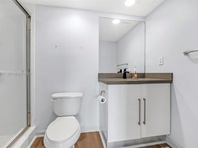 Apartment for sale  Unit #1122 - photo 7466595