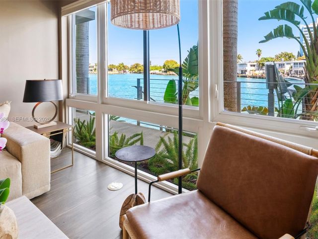 Home for sale at 95 N Shore Dr - photo 7468320