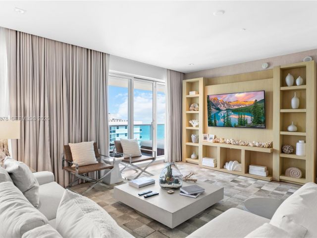 Apartment for sale  Unit #PH-1703 - photo 7446414