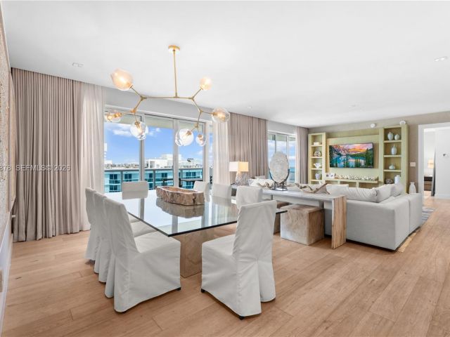 Apartment for sale  Unit #PH-1703 - photo 7446418