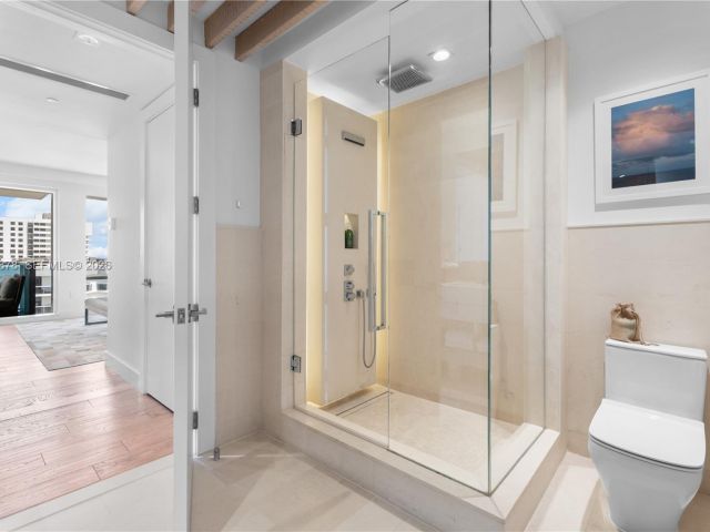 Apartment for sale  Unit #PH-1703 - photo 7446428