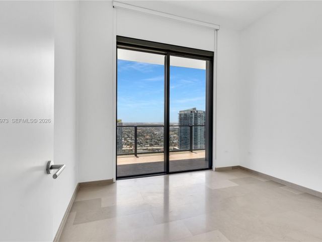 Apartment for sale  Unit #4110 - photo 7446567