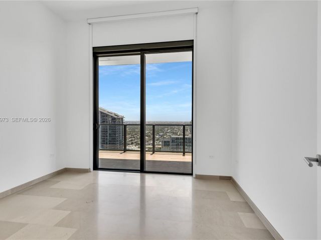 Apartment for sale  Unit #4110 - photo 7446568