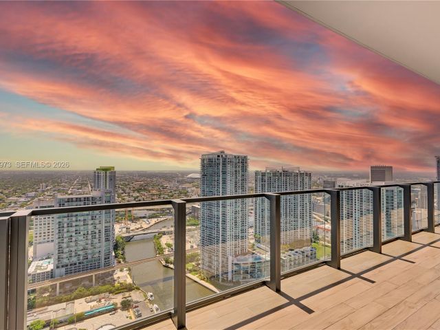 Apartment for sale  Unit #4110 - photo 7446579